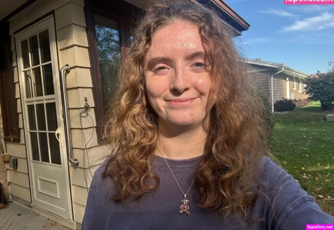 Myka1996 Main Profile Photo