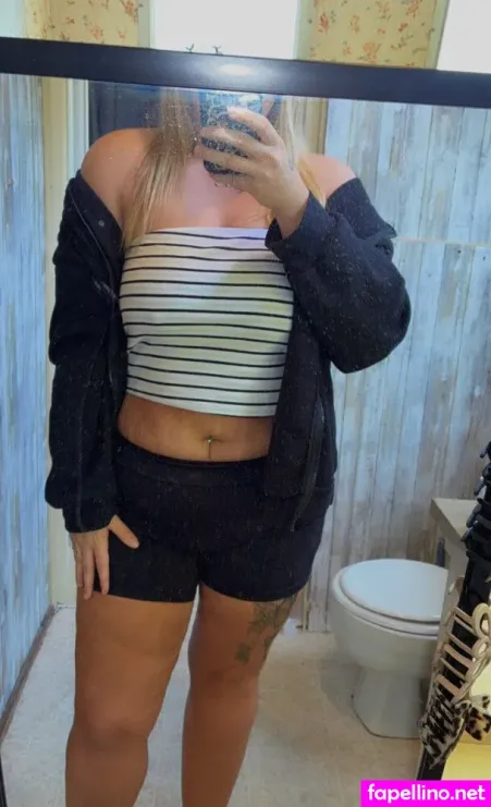 Mylfymomi OnlyFans Thumbnail #dpUCoPrvvj