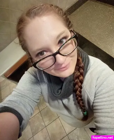 Myliemoore OnlyFans Thumbnail #2mAgQ5e518