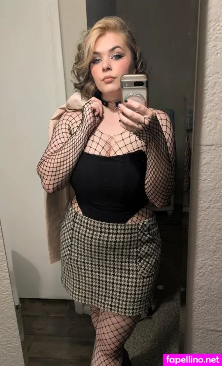 Mylovemaeve OnlyFans Thumbnail #mbHBPSgil0
