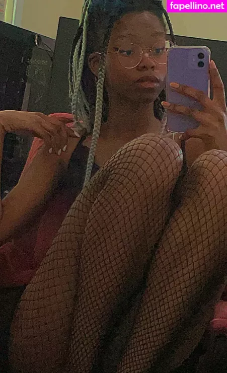 Mymelodyirl OnlyFans Thumbnail #BCwHHT9qdd