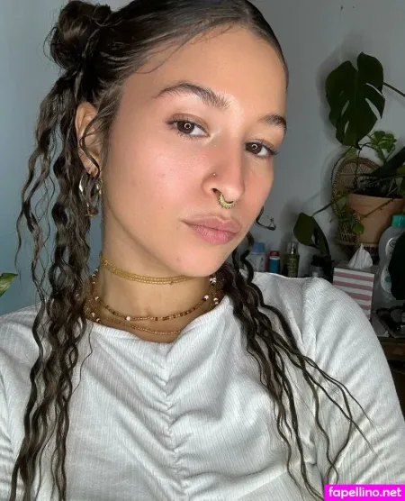 Mynakeddiary OnlyFans Thumbnail #t4TwfkyKtr