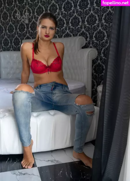 Mynakeddolls OnlyFans Thumbnail #bZWZYmXtA6