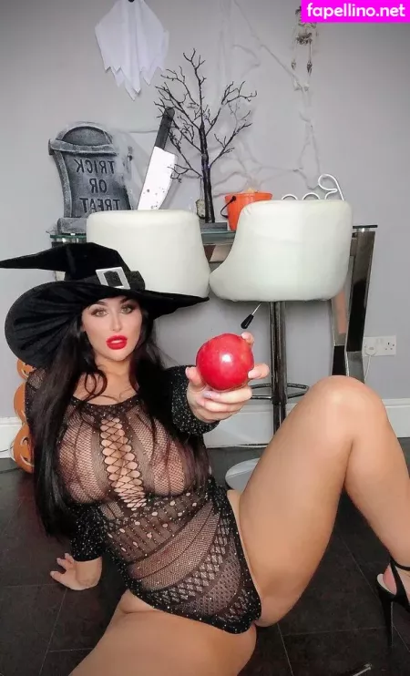 Mynudes OnlyFans Thumbnail #BbxcOreynZ