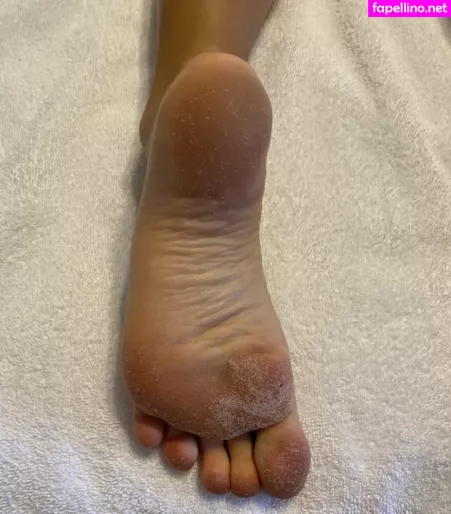 Myposedtoes OnlyFans Thumbnail #OJajhTfZcO