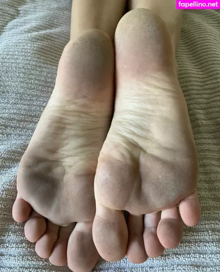 Myposedtoes OnlyFans Thumbnail #jKGQpHeCkz