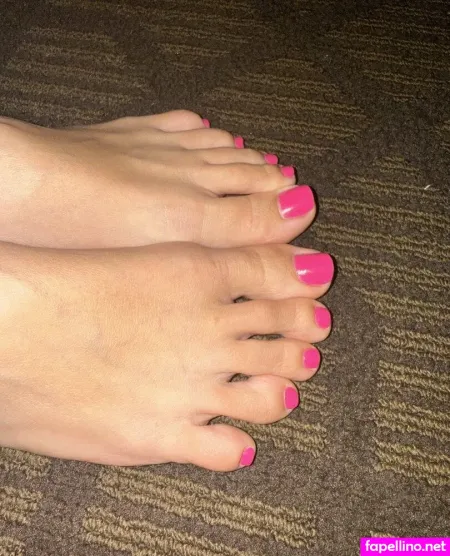 Myposedtoesvip OnlyFans Thumbnail #VJH6THddcm