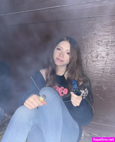 Myramoans OnlyFans Thumbnail #rIX4Fu8i9x