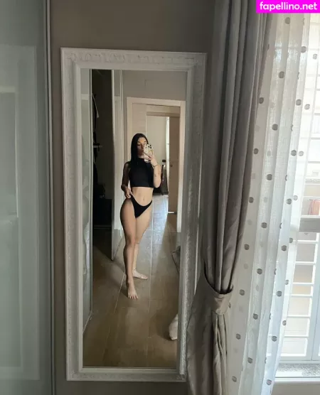 Myriam Sava OnlyFans Thumbnail #i5XFzgOnGu