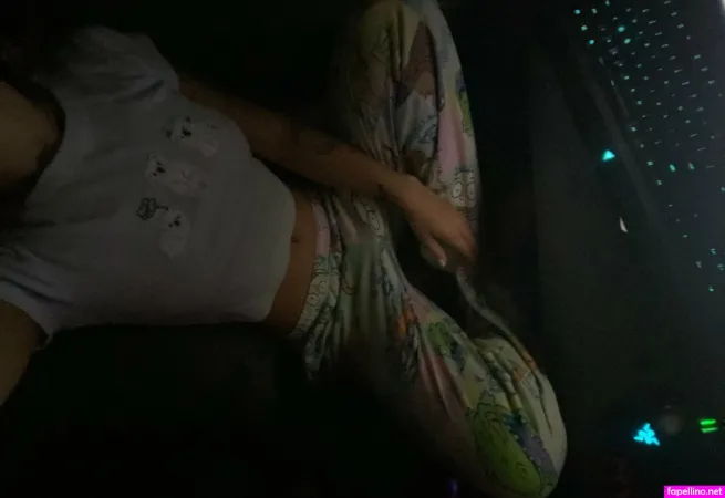 Myrtlemoans OnlyFans Thumbnail #4nv2WiEJeG