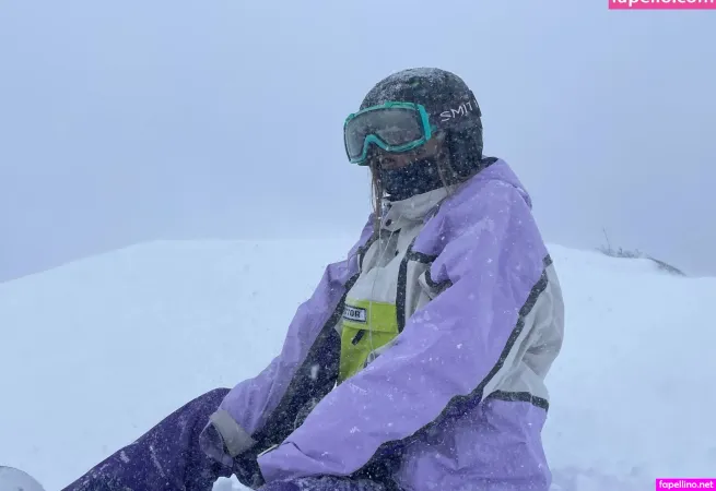 Myrtlemoans OnlyFans Thumbnail #ADvQJ7XRzM