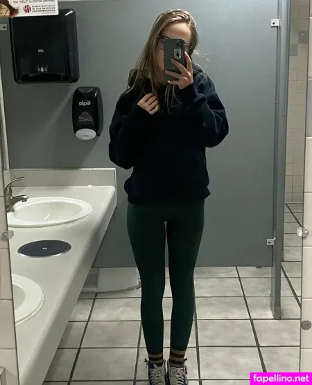 Myrtlemoans OnlyFans Thumbnail #ZaSl7xC9gi