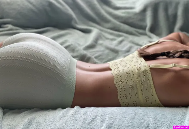 Myrtlemoans OnlyFans Thumbnail #smmEqTm2Es