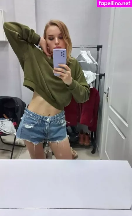 Mysterious Kris OnlyFans Thumbnail #L5COQM39oy