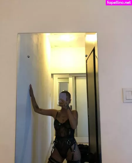 Mystery666girl OnlyFans Thumbnail #BAKfEhMyIY