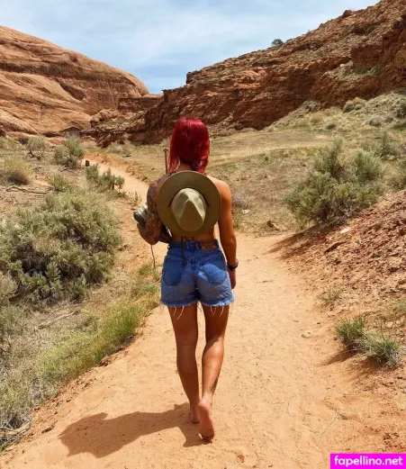 Mystickittenn OnlyFans Thumbnail #5msSrIKEqN