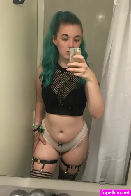 Mystik Minx 1 OnlyFans Thumbnail #kvBemGNpY8