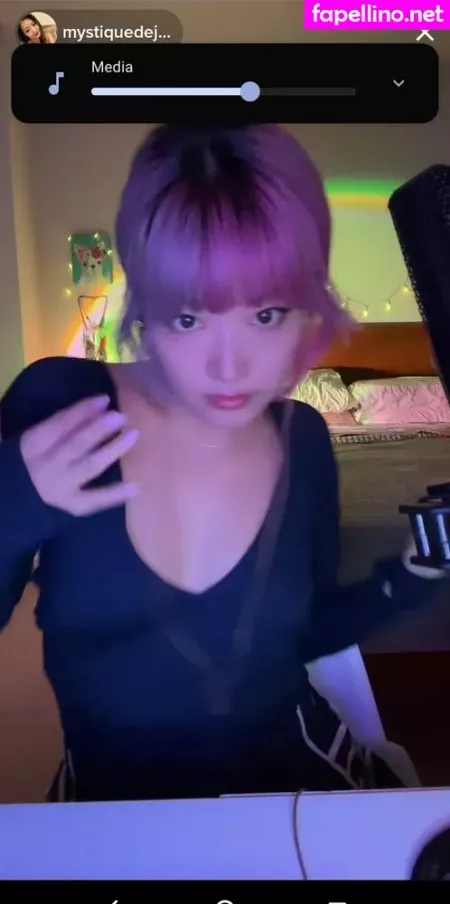 Mystiquede OnlyFans Thumbnail #2BOzzdXkPi