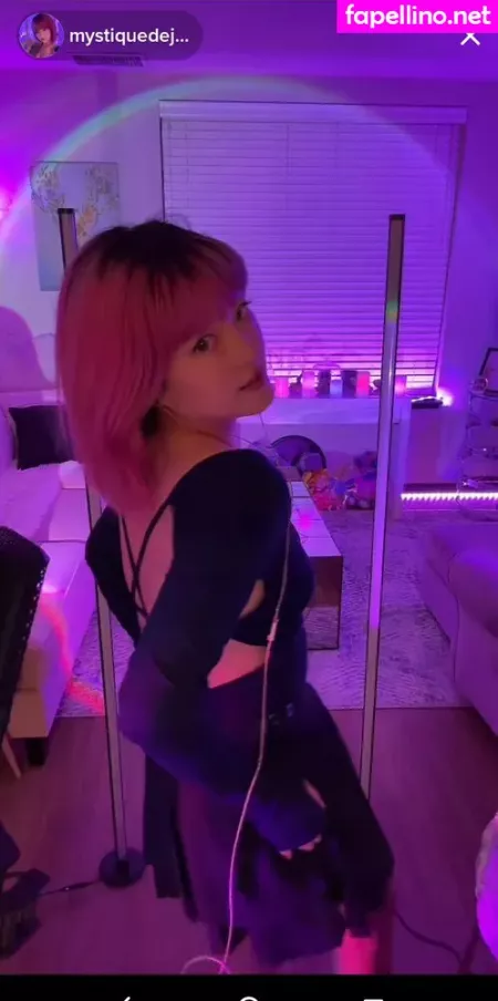 Mystiquede OnlyFans Thumbnail #HUM9pPB6cK