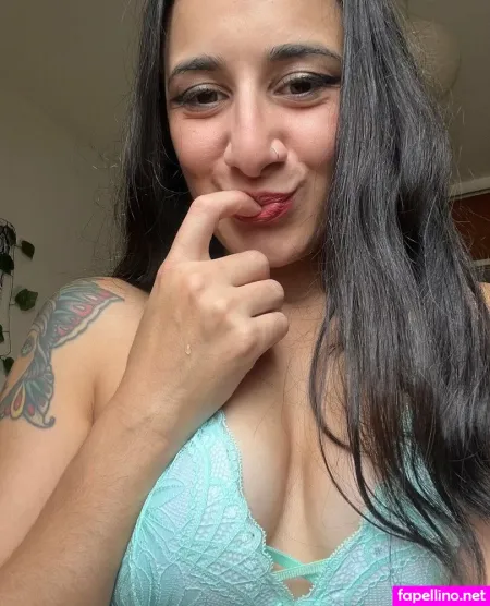 Mystiquesagitaria OnlyFans Thumbnail #7uDjjNFruw