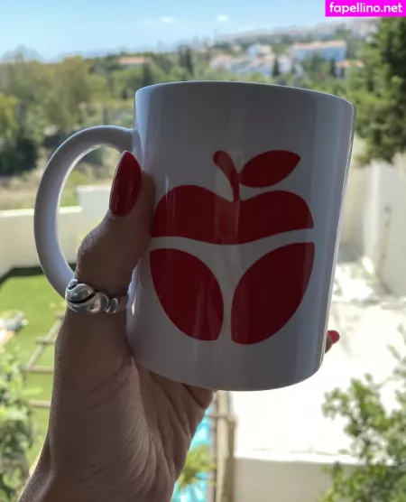 Mysweetapple OnlyFans Thumbnail #IfMmhxUjdo