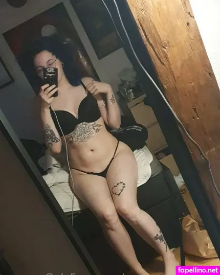 Mytasteonherlips OnlyFans Thumbnail #71esD8X3NN