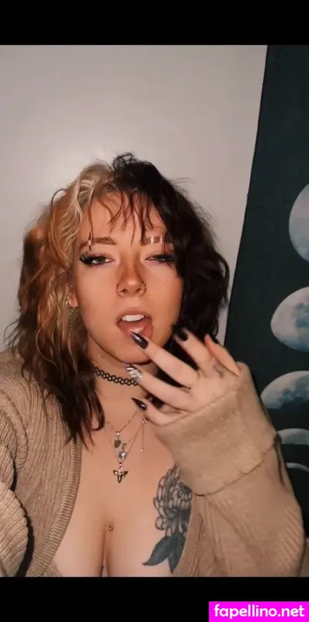 Mythical Poison OnlyFans Thumbnail #m0SkMWPjtN