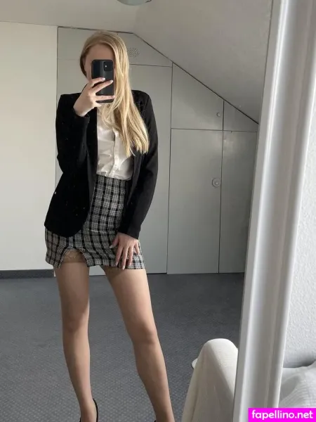 Mytightfashion OnlyFans Thumbnail #UQAJ4Fy7NA