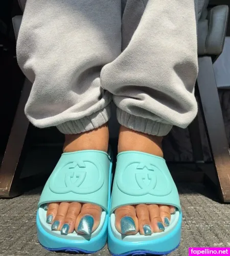 Mytoptiertoes OnlyFans Thumbnail #6VmlaHtnTM