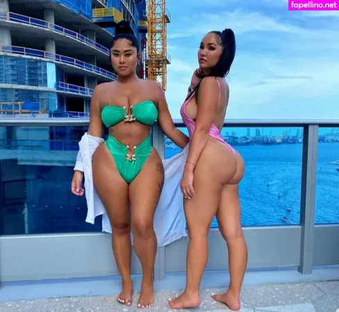 Mzdanalee OnlyFans Thumbnail #WmE5YTaF40