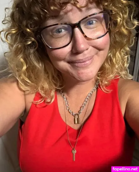 Mzfrizle OnlyFans Thumbnail #gBDmxWtvMD