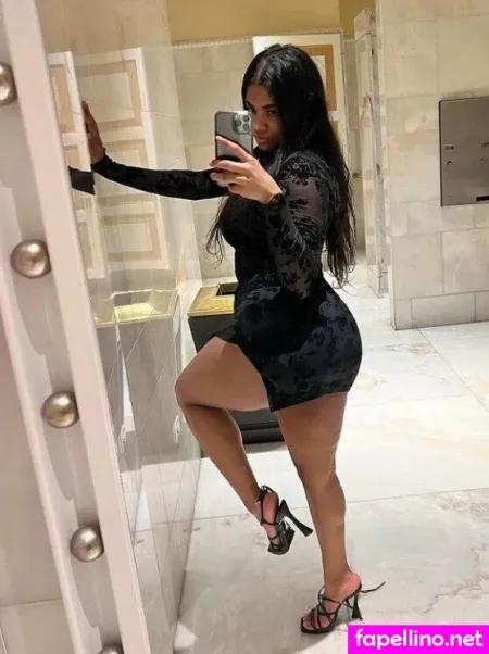 Mzkora OnlyFans Thumbnail #i0m3aLz9RD