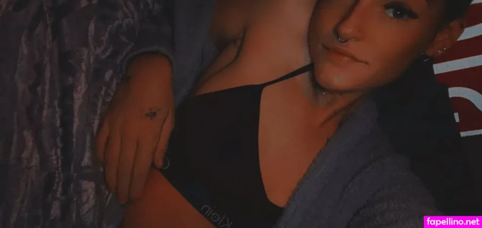 N Chole Red OnlyFans Thumbnail #Fcf4QMxf01