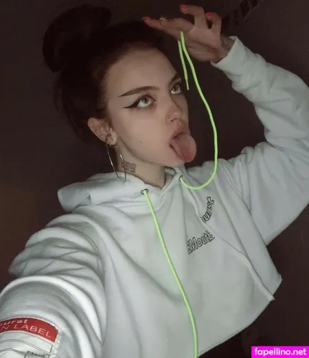 N Gorbatova OnlyFans Thumbnail #1OscvvfqLk