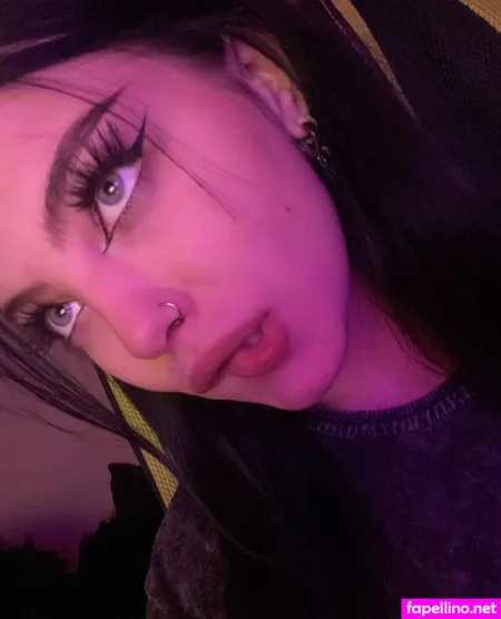 N Gorbatova OnlyFans Thumbnail #2Cgt1d8fL5