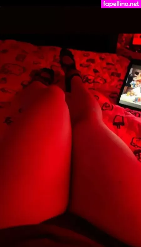 N Nuviaa OnlyFans Thumbnail #muL1Lh33Cb