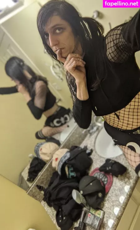 N Somnium OnlyFans Thumbnail #0cKJkHvzey