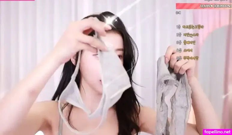 N0410 OnlyFans Thumbnail #rBy9nNPhSv