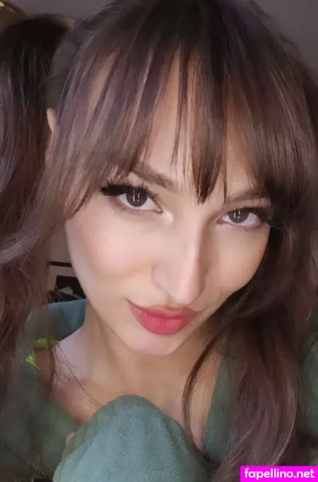 N0tyourgirlfri3nd OnlyFans Thumbnail #3dtb4phV9Z