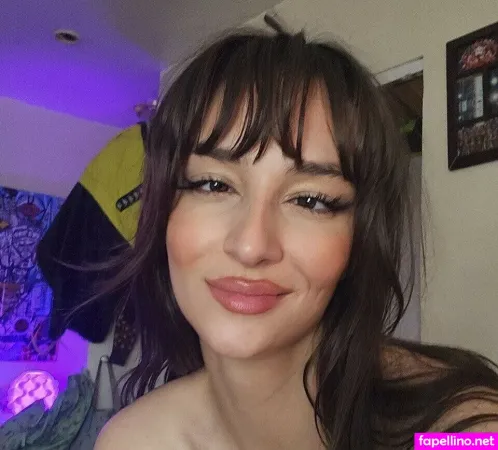 N0tyourgirlfri3nd OnlyFans Thumbnail #H1zVOix3Tj