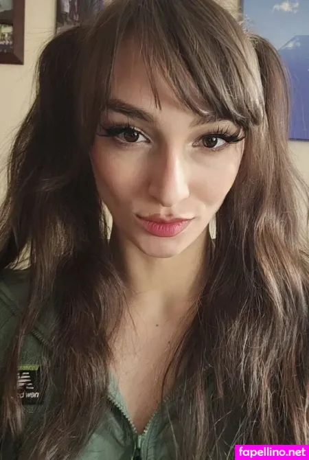 N0tyourgirlfri3nd OnlyFans Thumbnail #NGyfSd6UdO