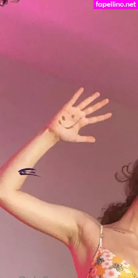 Naaami OnlyFans Thumbnail #TP9Te7ylxs