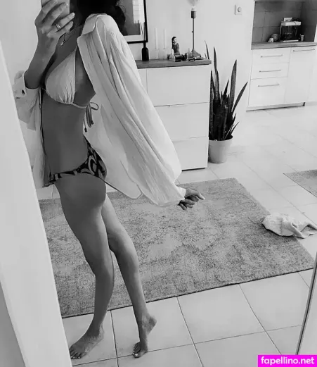 Naama Barel OnlyFans Thumbnail #14NLxrw4pB