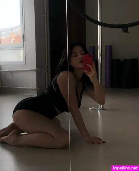 Nadeleine 1 OnlyFans Thumbnail #vWpsjb3OXe