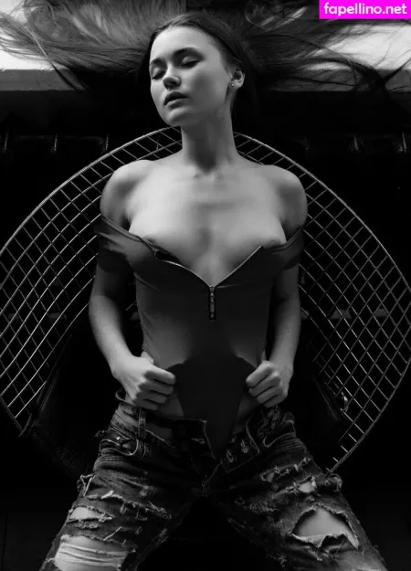 Nadi Tretyakova OnlyFans Thumbnail #fkISZeUqi7