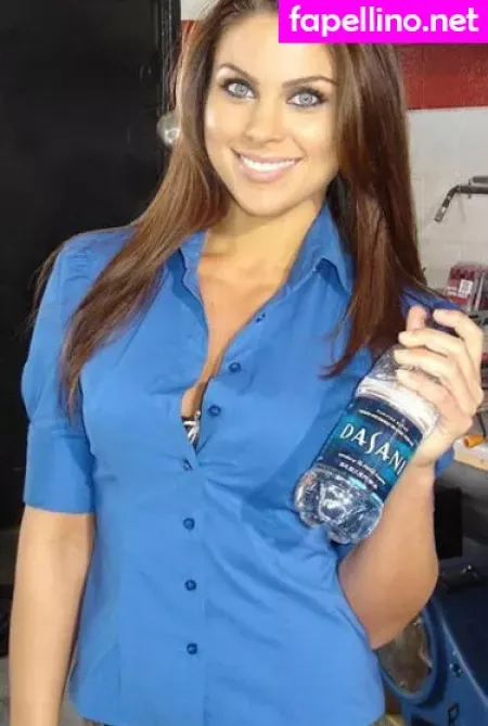 Nadia Bjorlin OnlyFans Thumbnail #kGuNLnGWjh