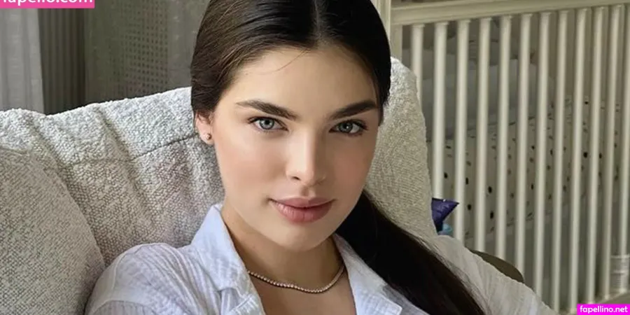 Nadia Ferreira Main Profile Photo