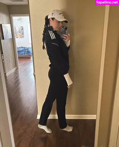 Nadia Foxx OnlyFans Thumbnail #1r6DThOT8J