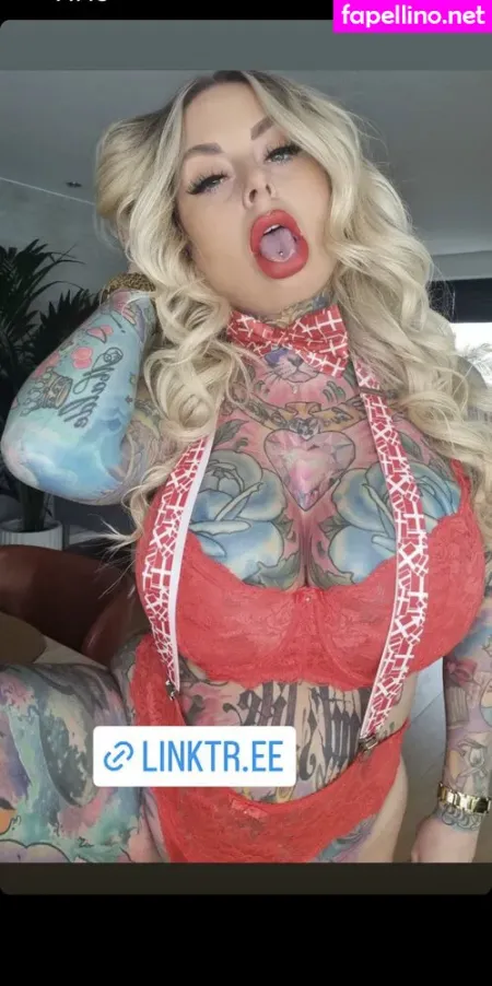 Nadia From Denmark OnlyFans Thumbnail #PNS7hhqthQ