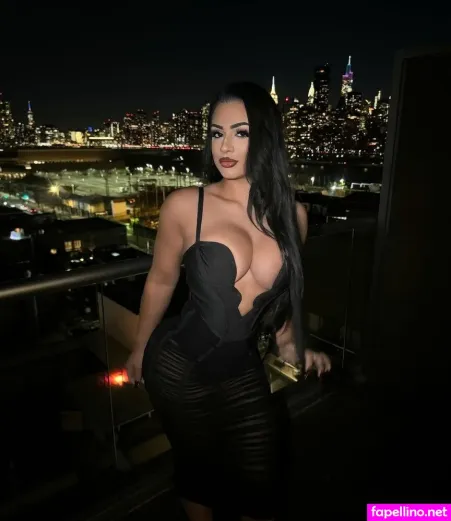 Nadia Khar 7 OnlyFans Thumbnail #oRwdEOJN4D